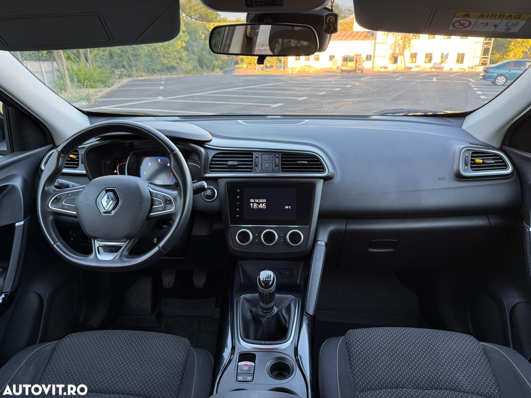 Renault Kadjar BLUE dCi 115 BUSINESS EDITION - 16
