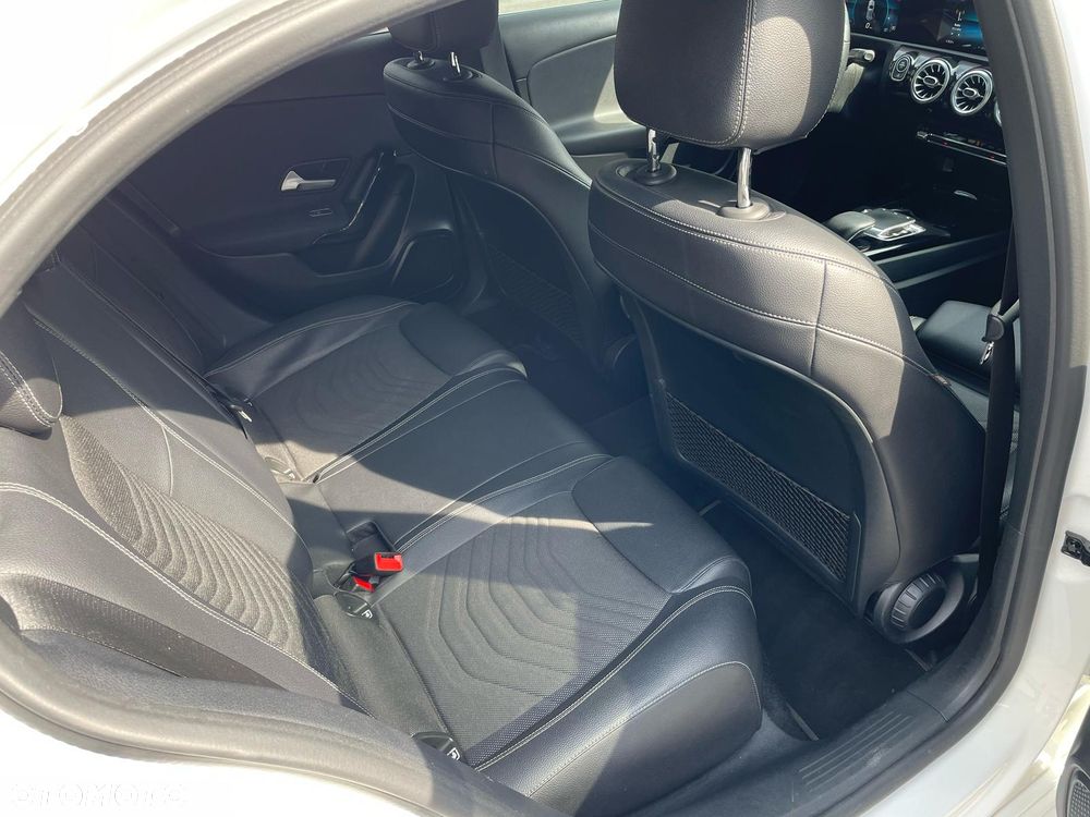 Mercedes-Benz Klasa A 180 d 7G-DCT Progressive - 14