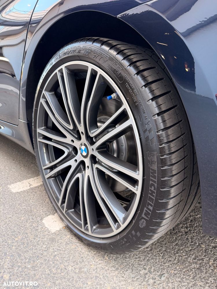 BMW Seria 5 - 16