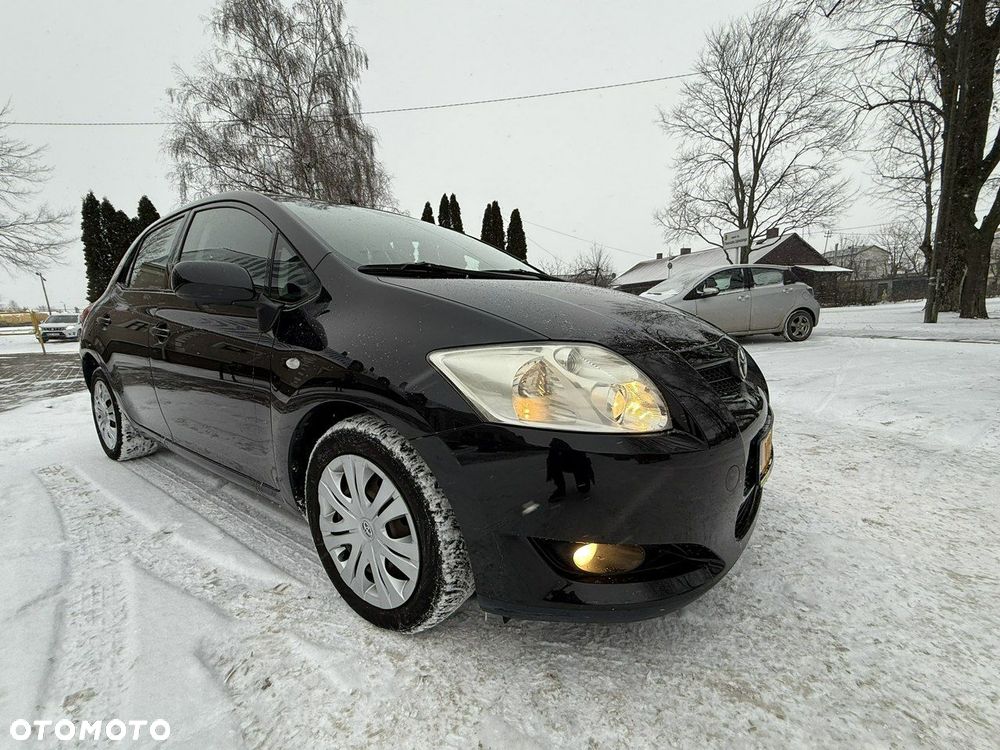 Toyota Auris - 13
