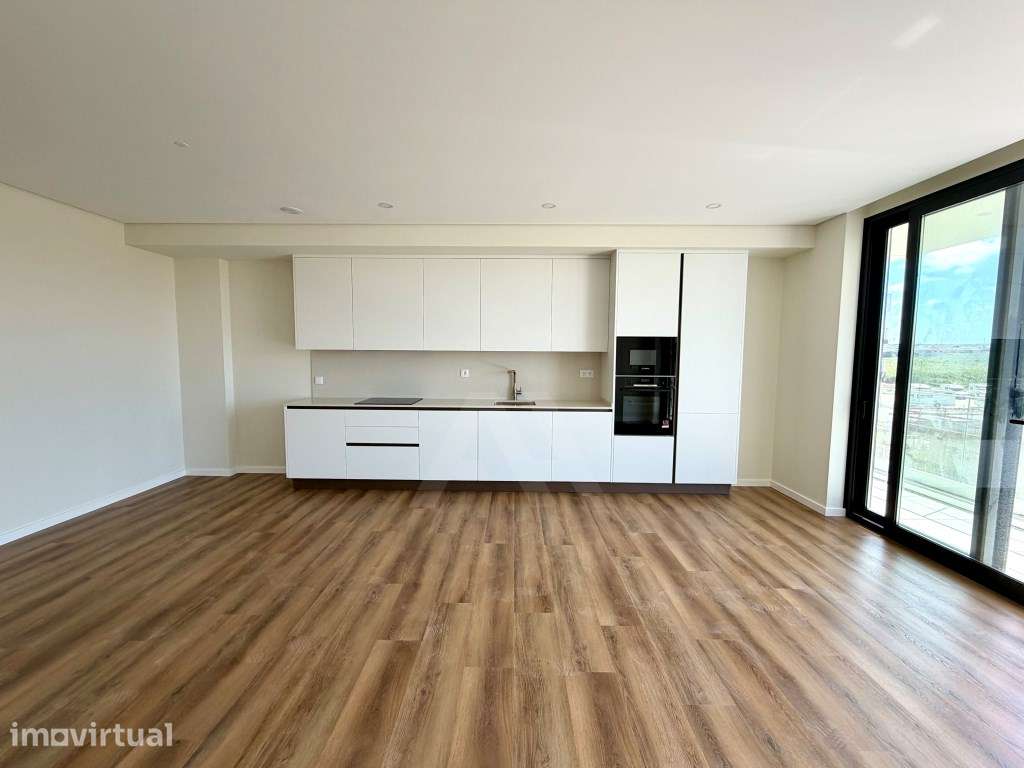 Apartamento T3 de Luxo a 200 metros da Praia da Consolação - Grande imagem: 2/27