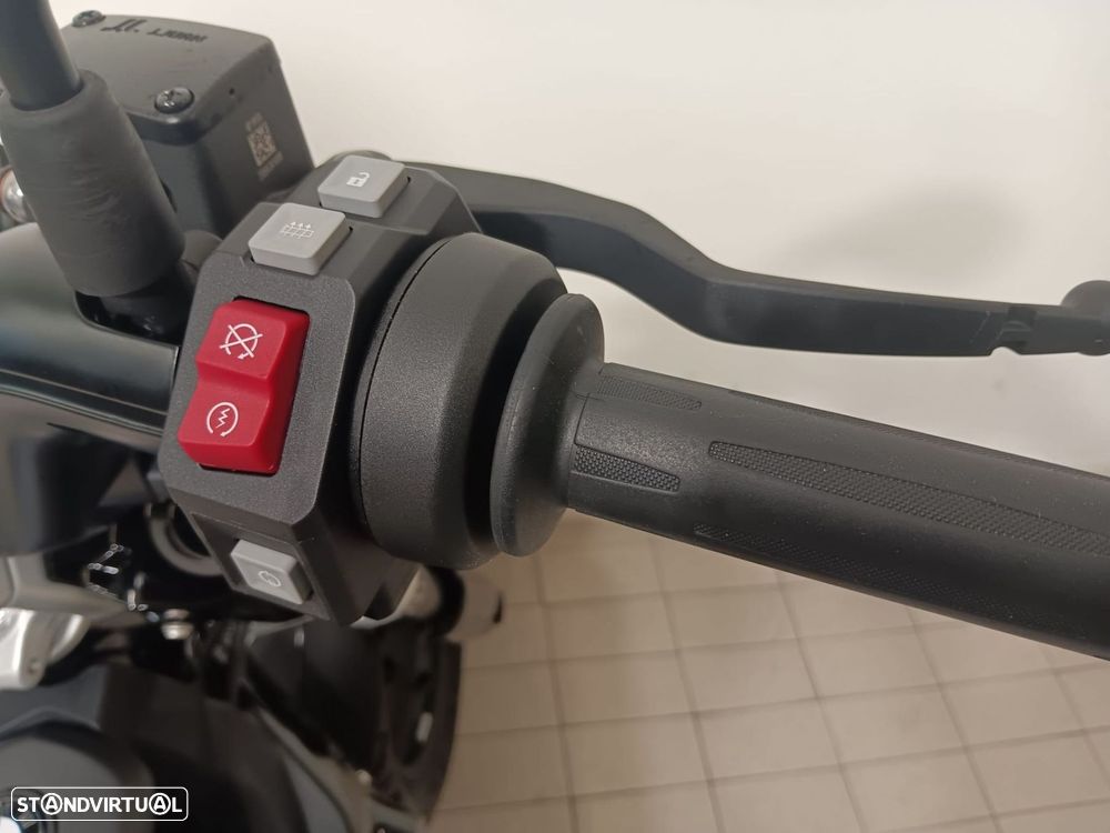 BMW CE 02 AM (Limitada) - 8