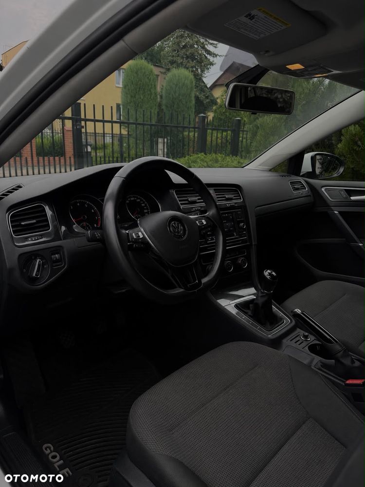 Volkswagen Golf - 7