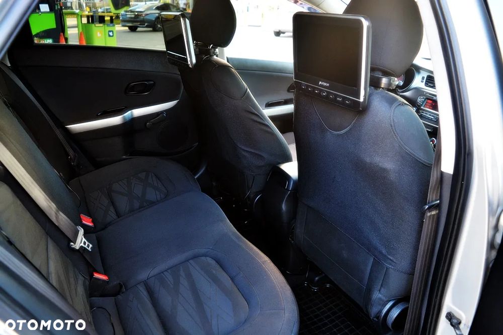 Kia Ceed 1.6 CRDi M - 17
