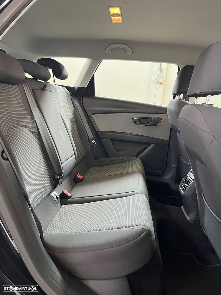 SEAT Leon 1.6 TDI Style S/S - 11
