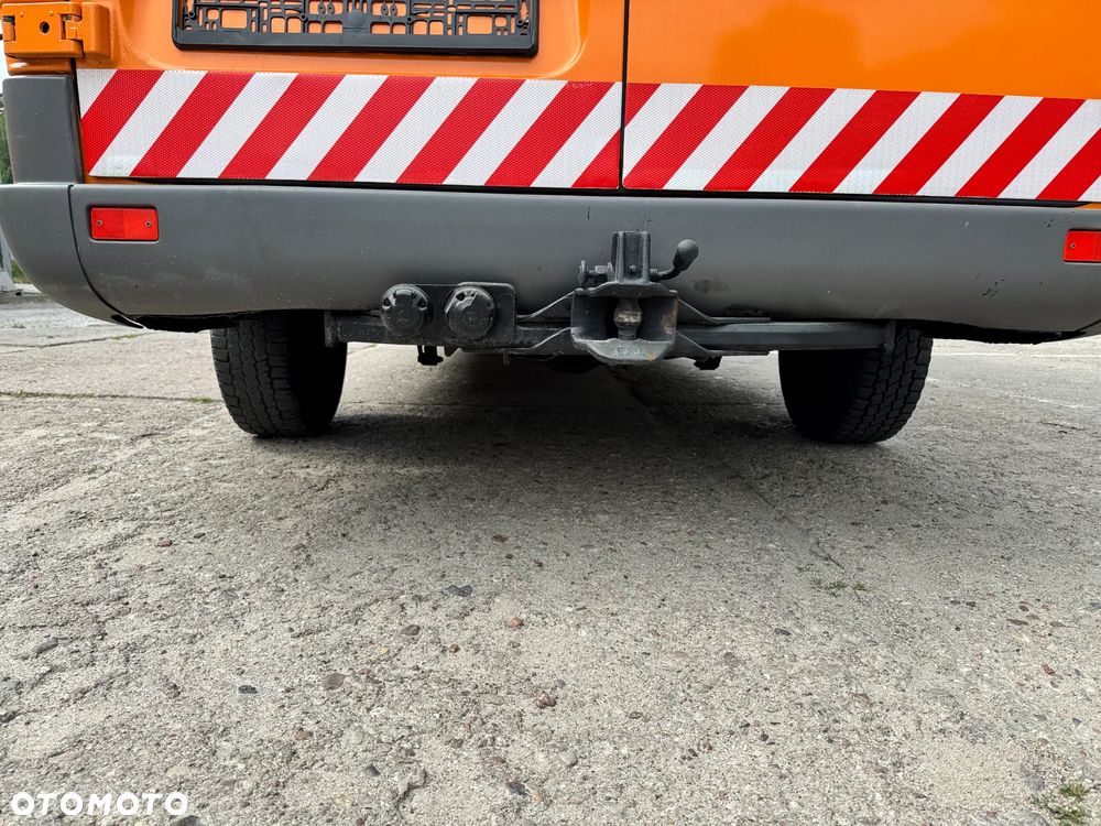 Mercedes-Benz Sprinter - 33