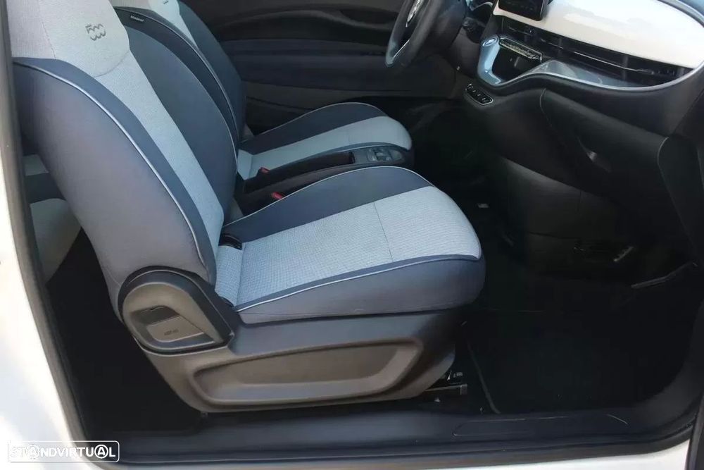 Fiat 500e 42 kWh Icon - 36