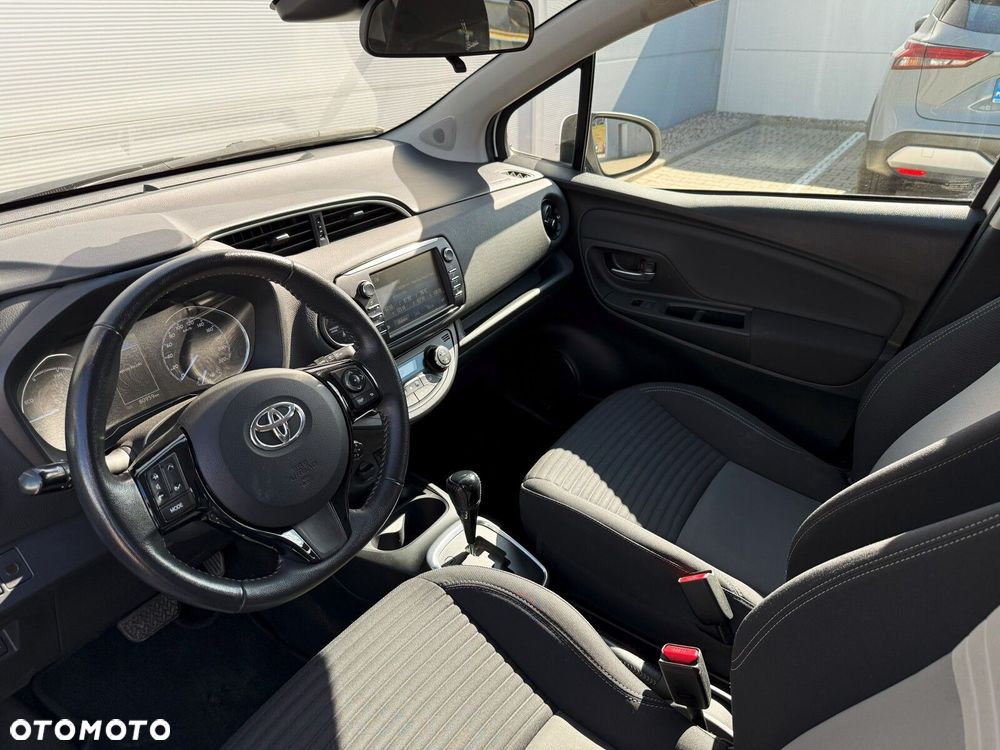 Toyota Yaris - 13
