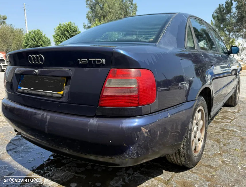 Audi A4 B5 1.9 TDi Ano 1997 Para Peças - 2