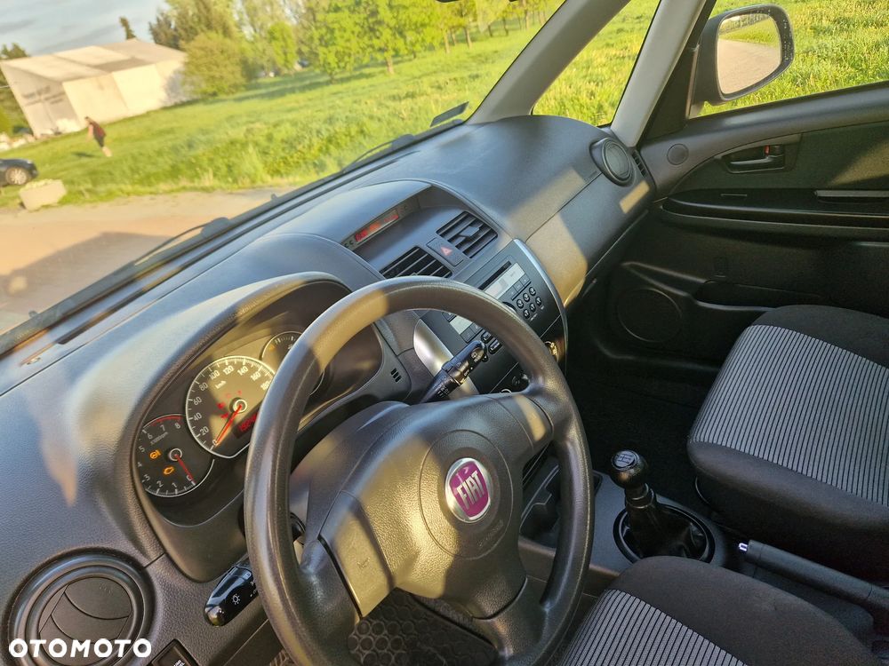 Fiat Sedici 1.6 16V 4x2 Dynamic Plus - 10