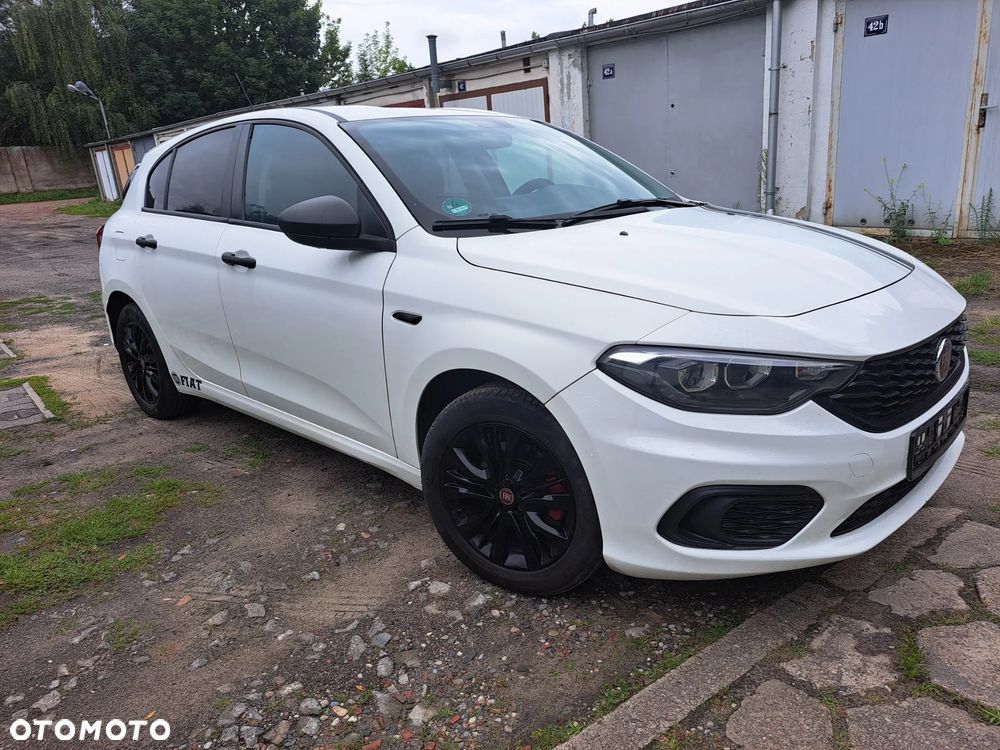 Fiat Tipo 1.4 16V More - 2