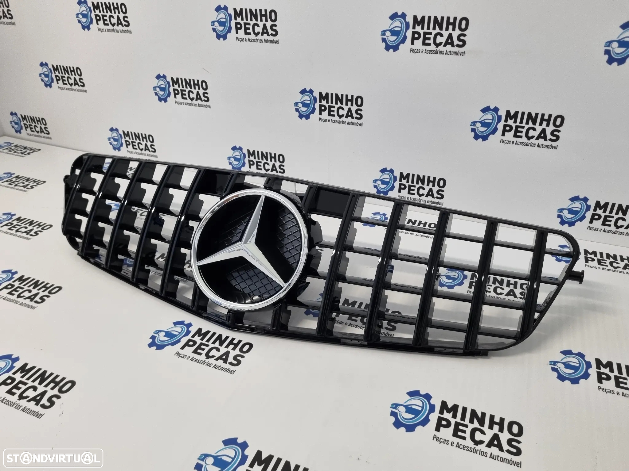 Grelha Mercedes W204 Look GTR Preto Brilho - 2