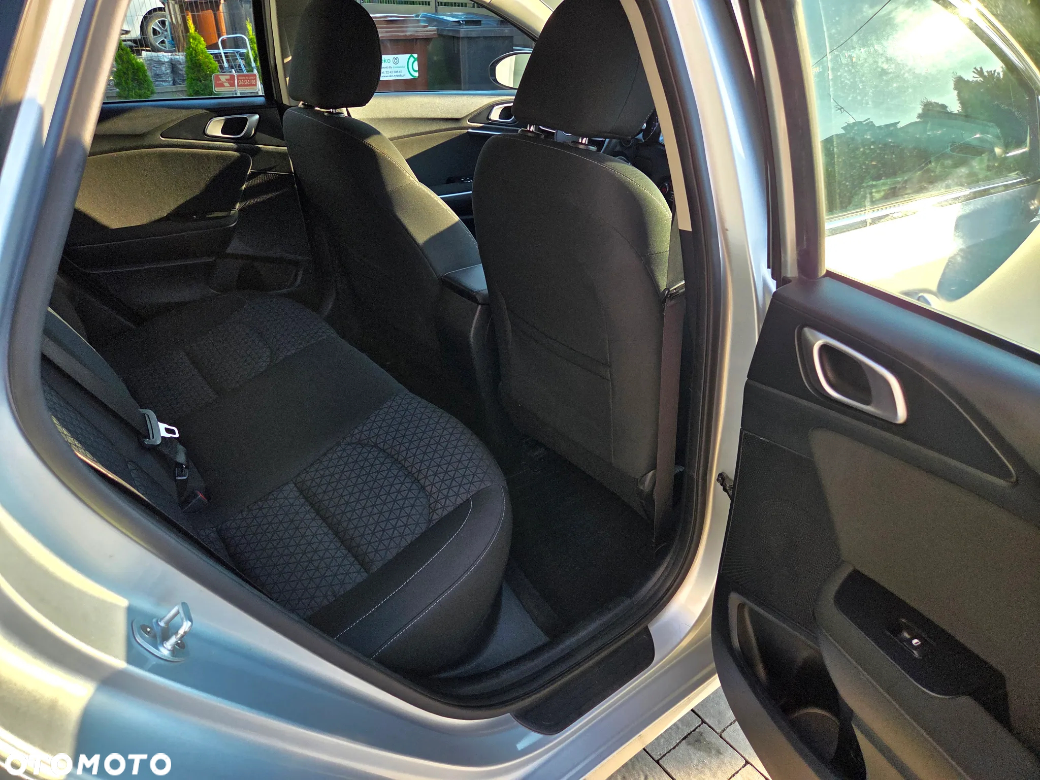 Kia Ceed 1.6 CRDi SCR M - 16