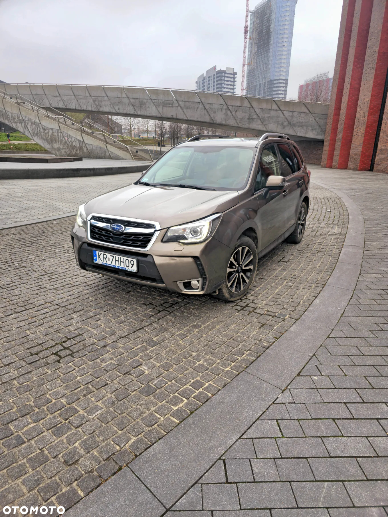 Subaru Forester 2.0 XT Platinum Lineartronic - 2