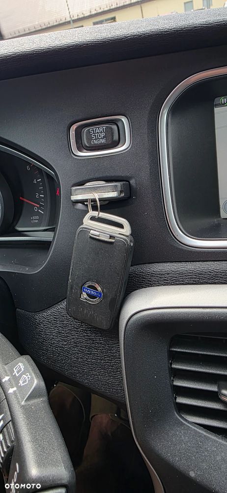 Volvo V40 D3 Momentum - 31