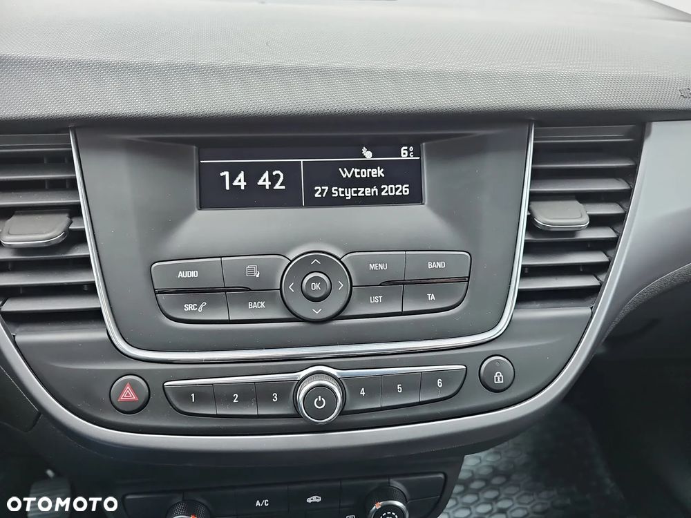 Opel Crossland X - 13