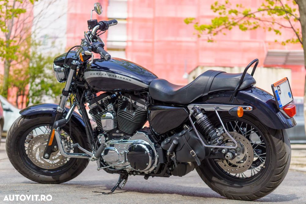 Harley-Davidson XL 1200C Sportster Custom - 2