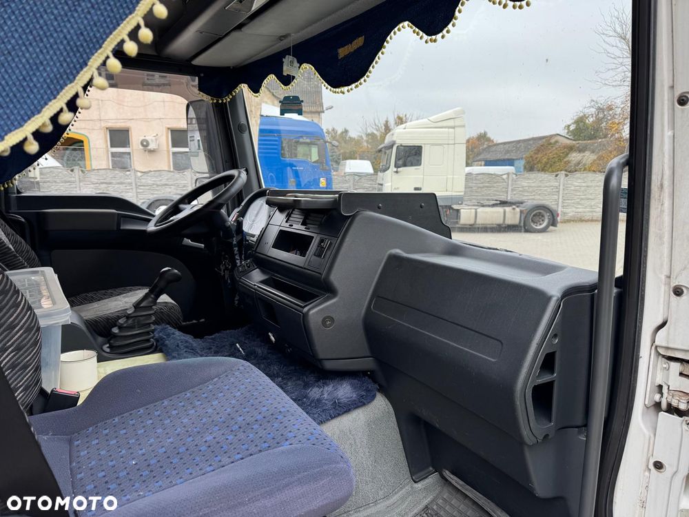 MAN TGL 8.240 4x2 BL - 14