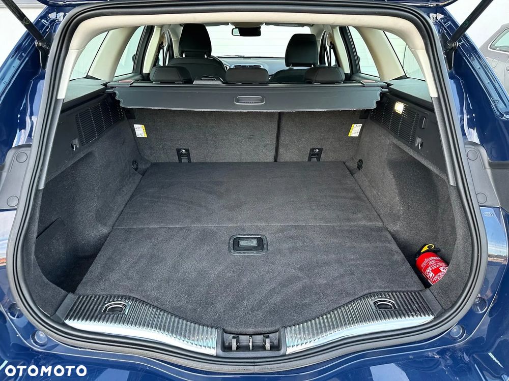 Ford Mondeo - 34