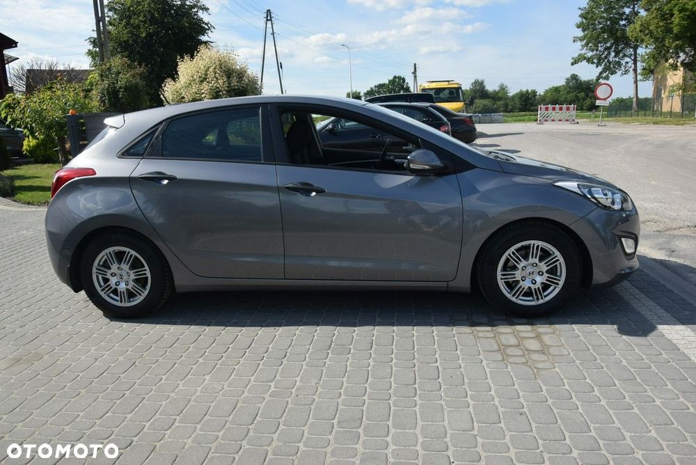Hyundai i30 1.4 Classic - 9