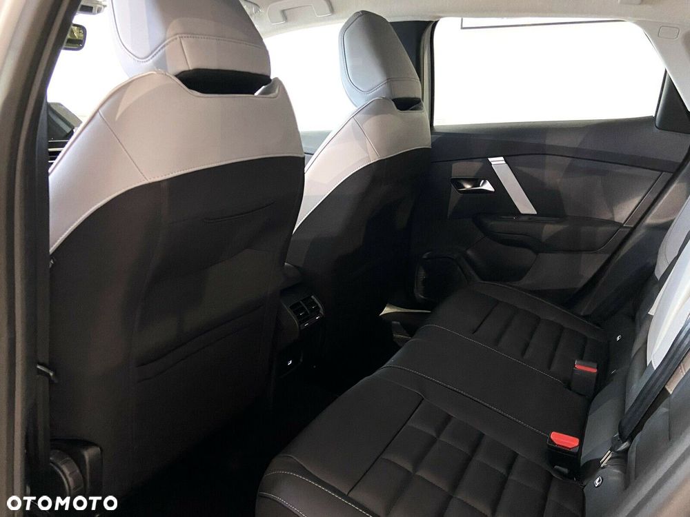 Citroën C4 1.2 mHEV Max eDCT6 - 10