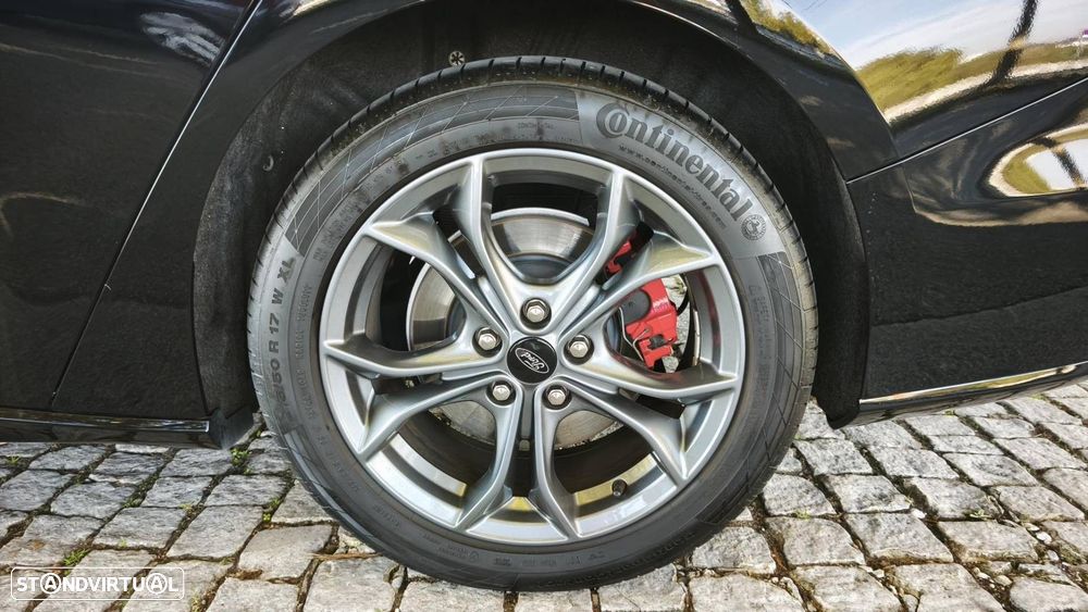 Ford Focus SW 1.0 EcoBoost MHEV ST-Line - 40
