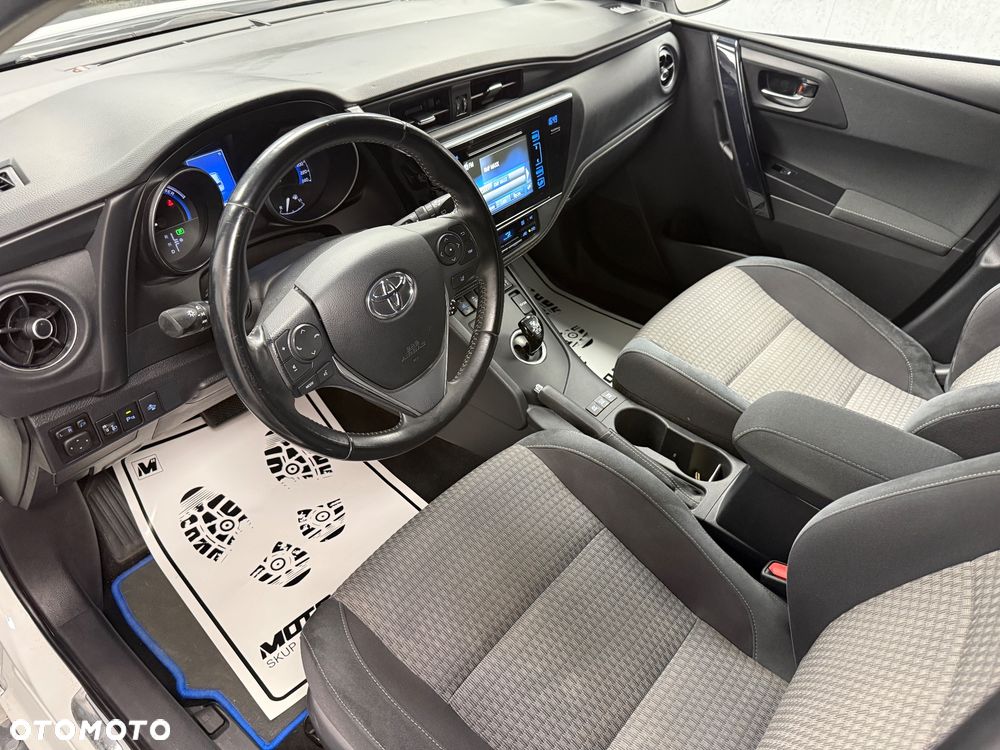Toyota Auris - 7