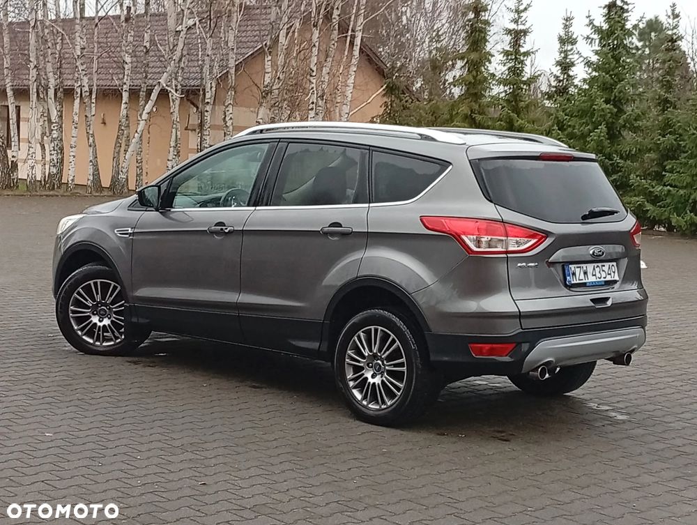 Ford Kuga - 12