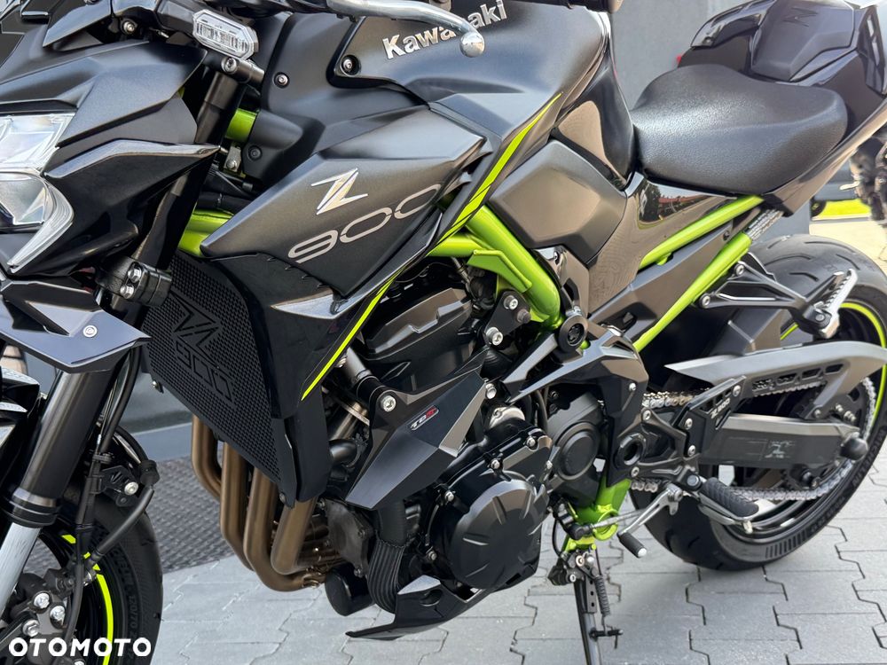 Kawasaki Z 900 - 36