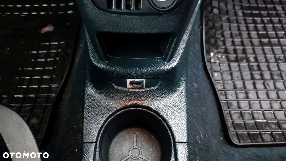 Ford KA 1.2 Concept - 39