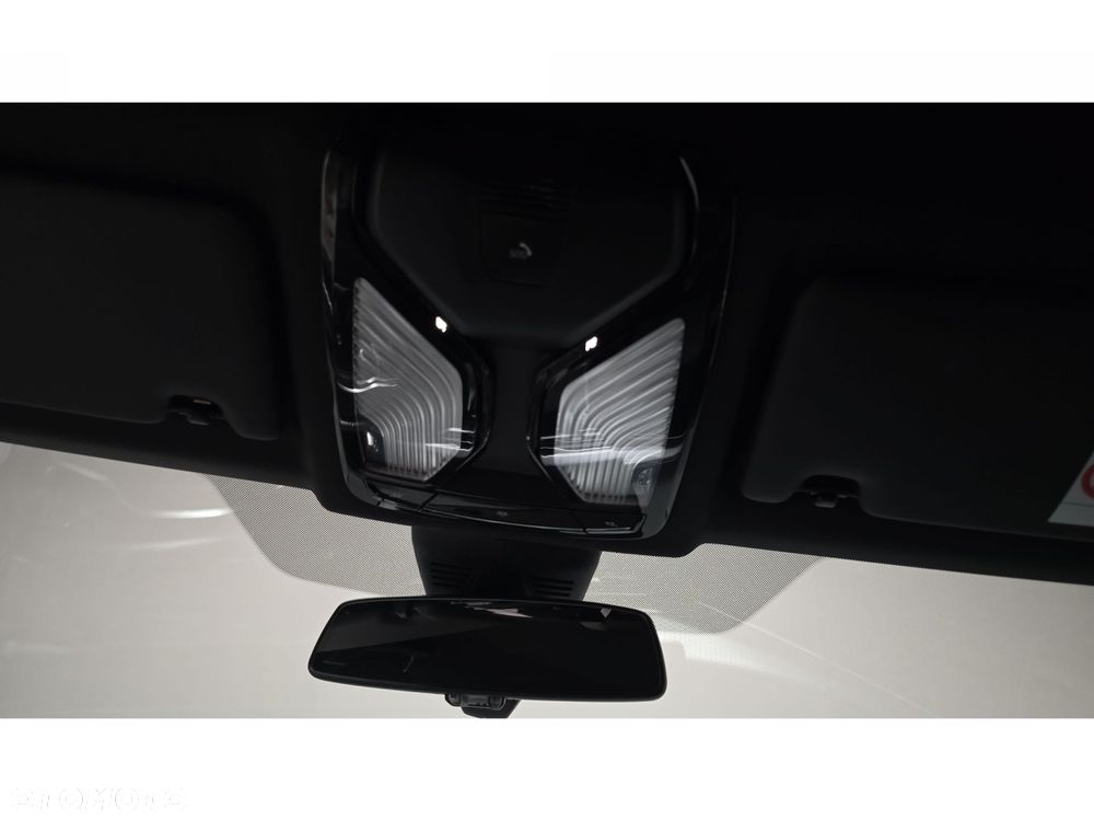 BMW Seria 3 320d xDrive mHEV M Sport - 33