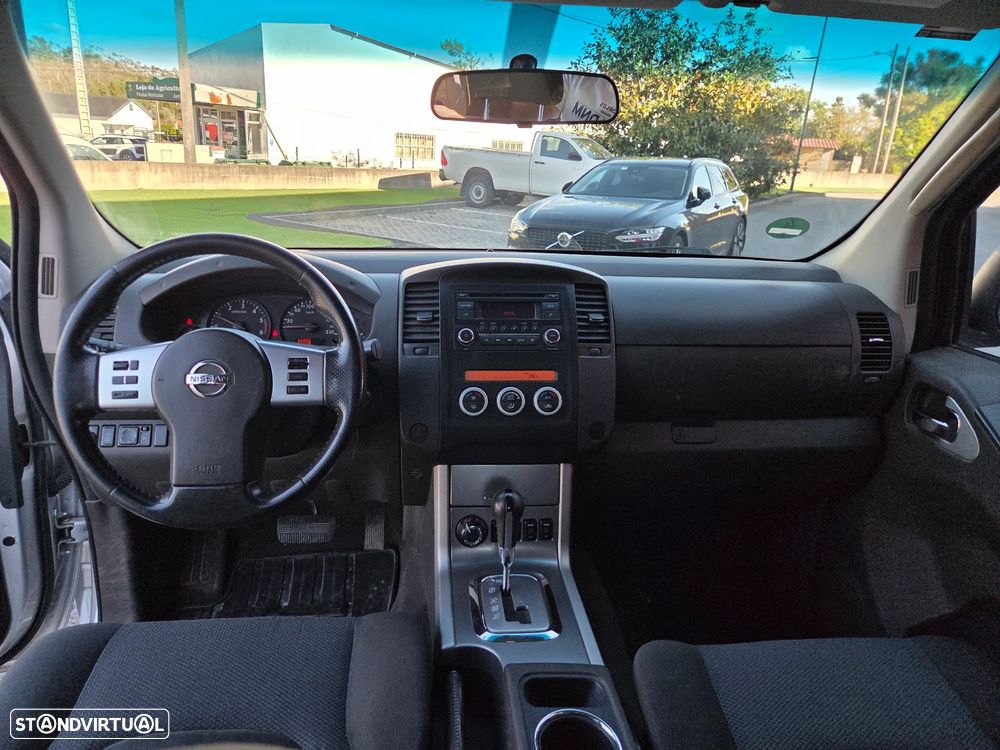 Nissan Navara 4x4 automatica - 11