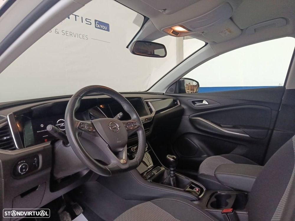 Opel Grandland 1.2 T GS Line - 8