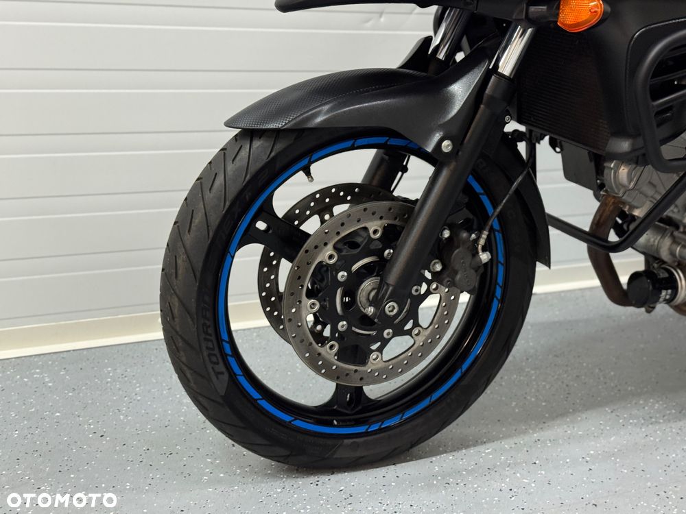 Suzuki V-STROM - 19