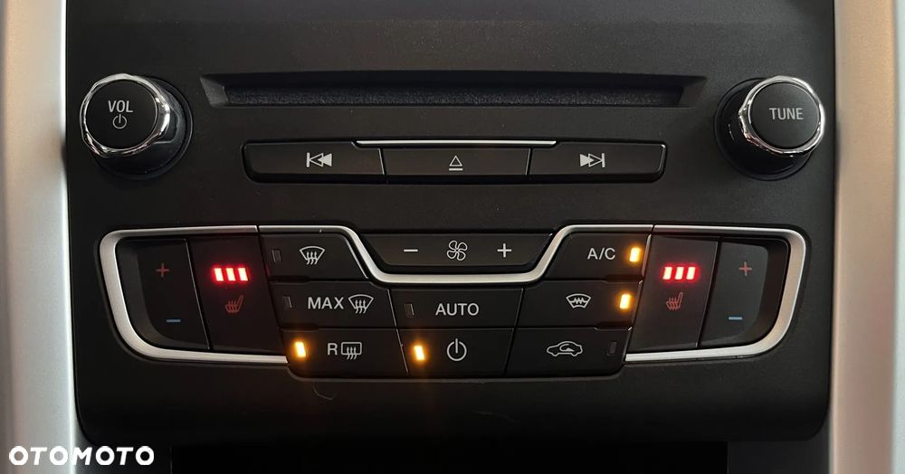 Ford Mondeo 2.0 TDCi Titanium PowerShift - 18