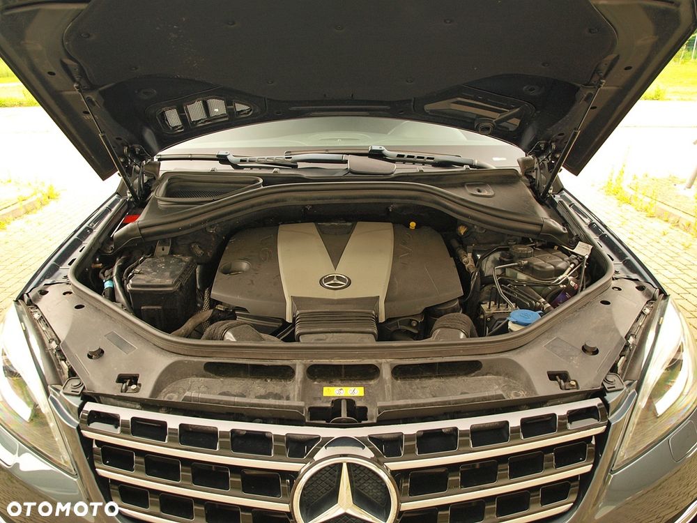 Mercedes-Benz ML - 17