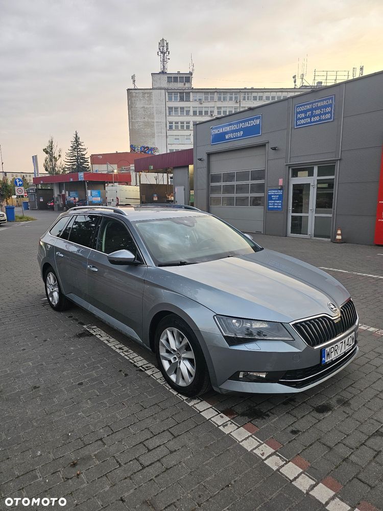 Skoda Superb 2.0 TDI Style - 1