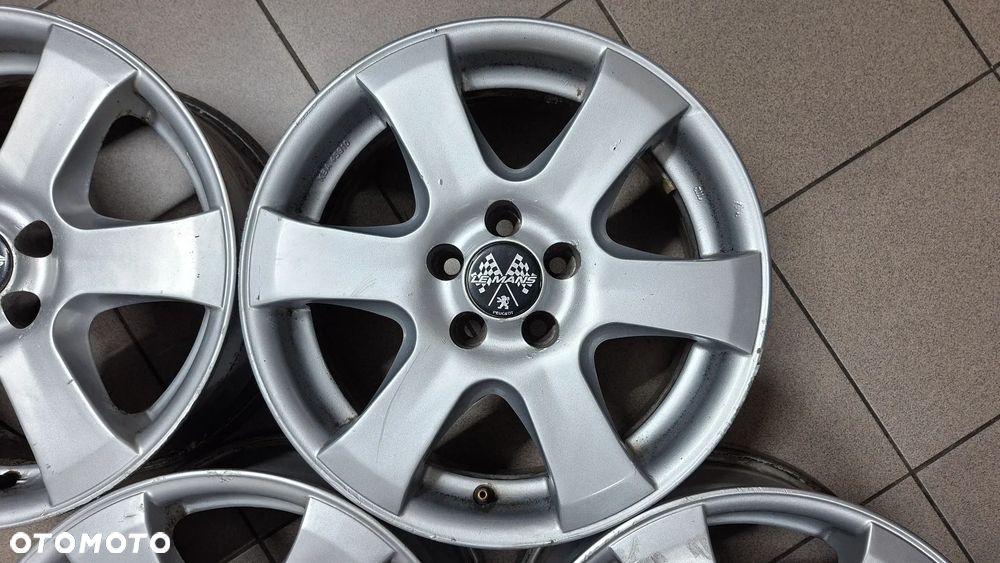 Felgi Aluminiowe 15 Toyota 5x100 ET 27 Autec Baltic - 8