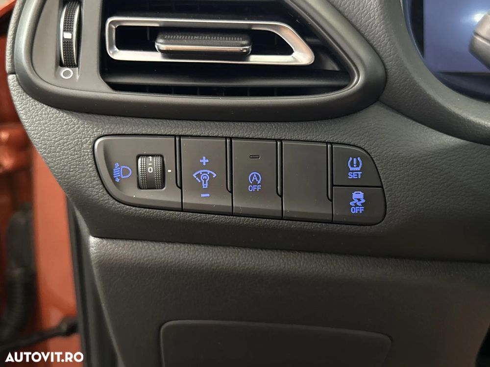 HYUNDAI i30 2024 — imagine 15