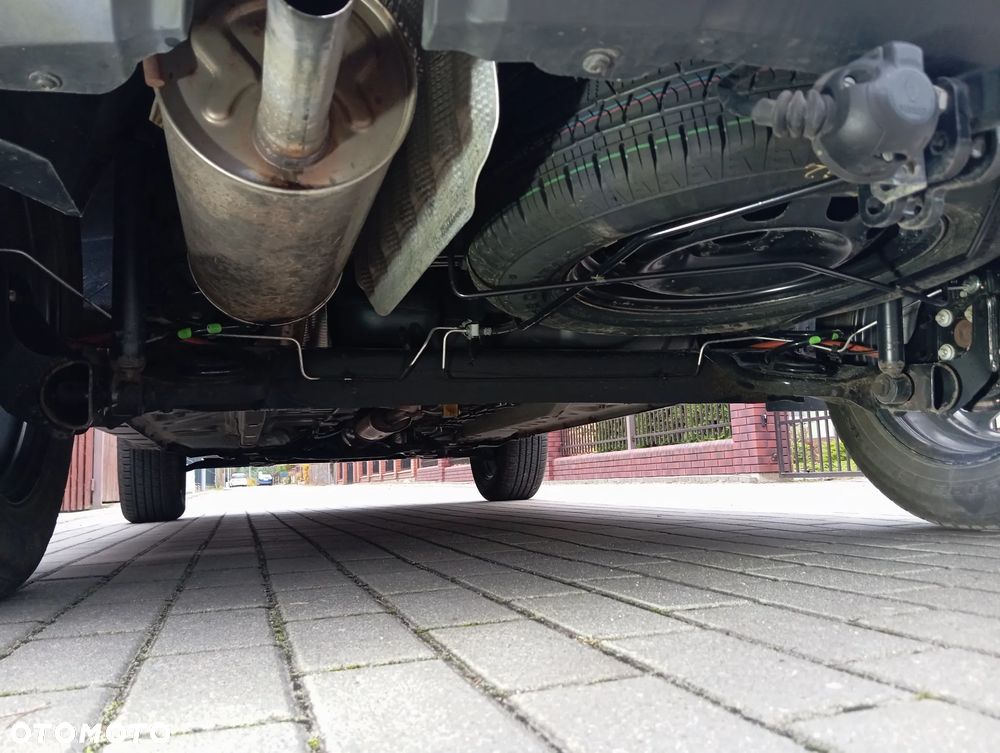 Dacia Duster 1.6 Laureate - 25