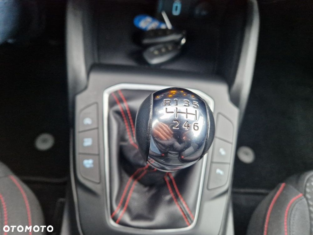Ford Focus - 17
