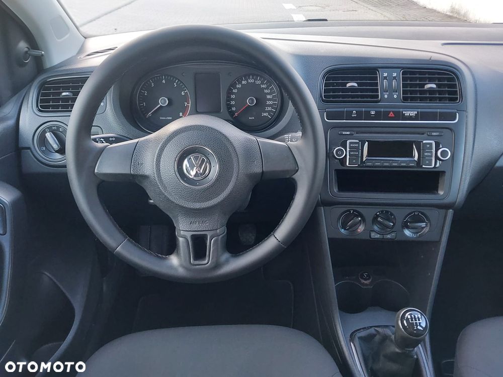 Volkswagen Polo 1.2 Team - 12