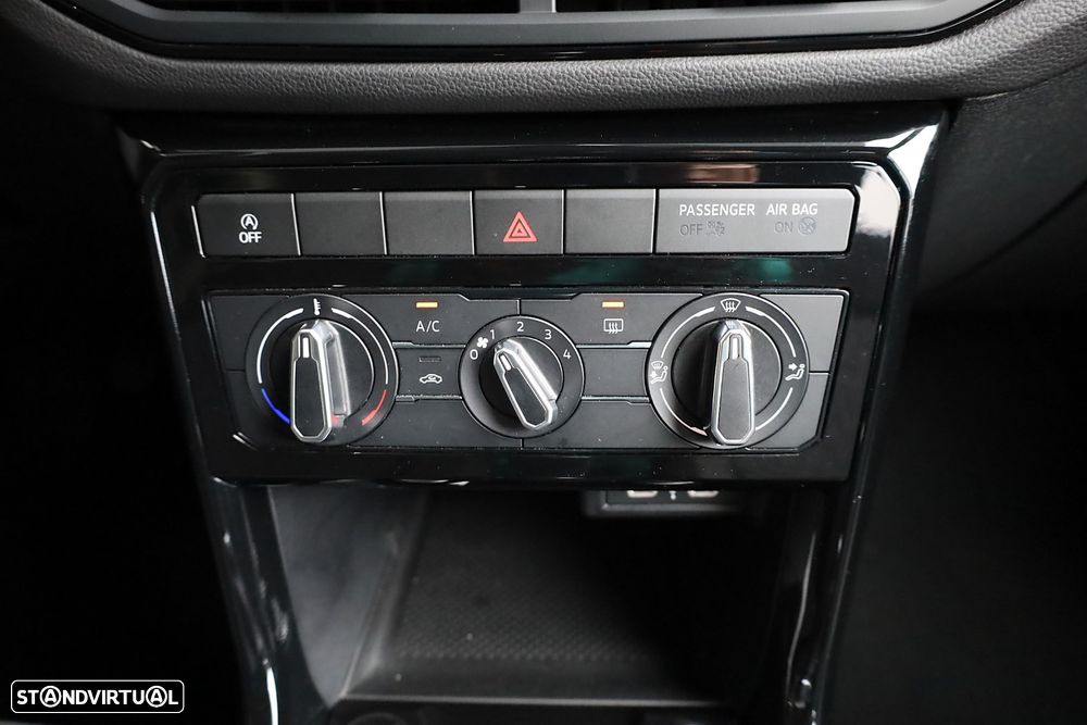 VW T-Cross 1.0 TSI Urban - 18