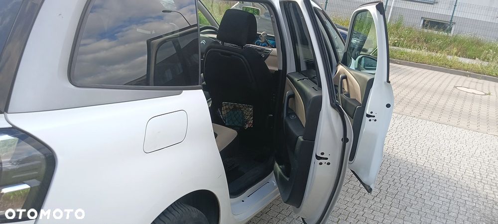Citroën C4 Picasso 2.0 BlueHDi MoreLife - 24