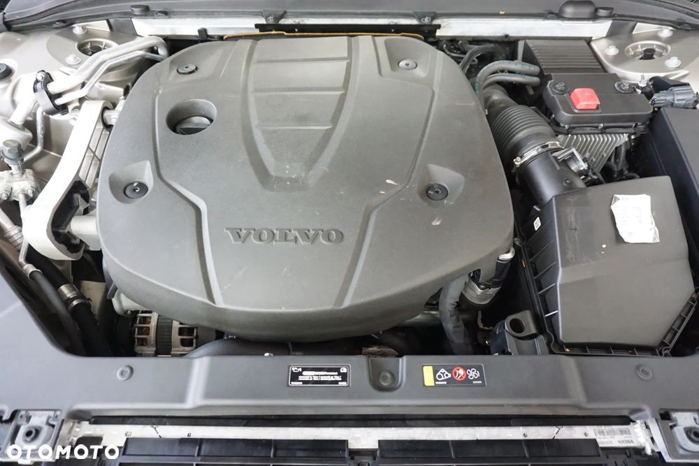 Volvo V60 D3 AWD Geartronic Momentum - 17