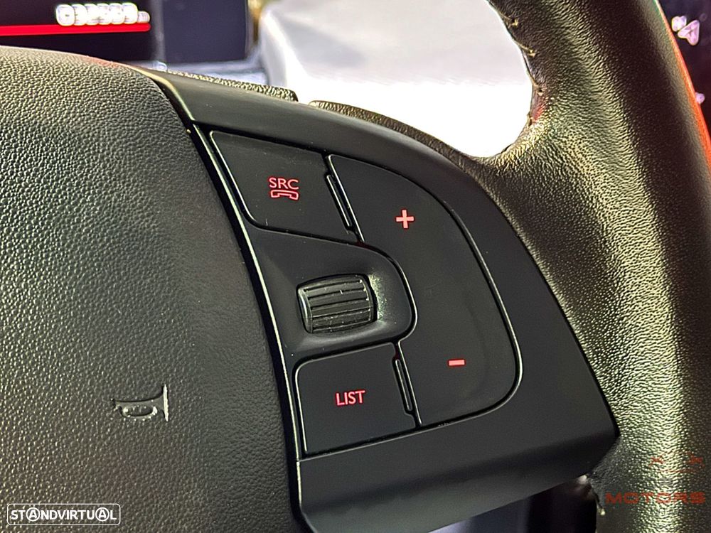 Citroën C4 Cactus 1.2 PureTech Shine Pack - 24