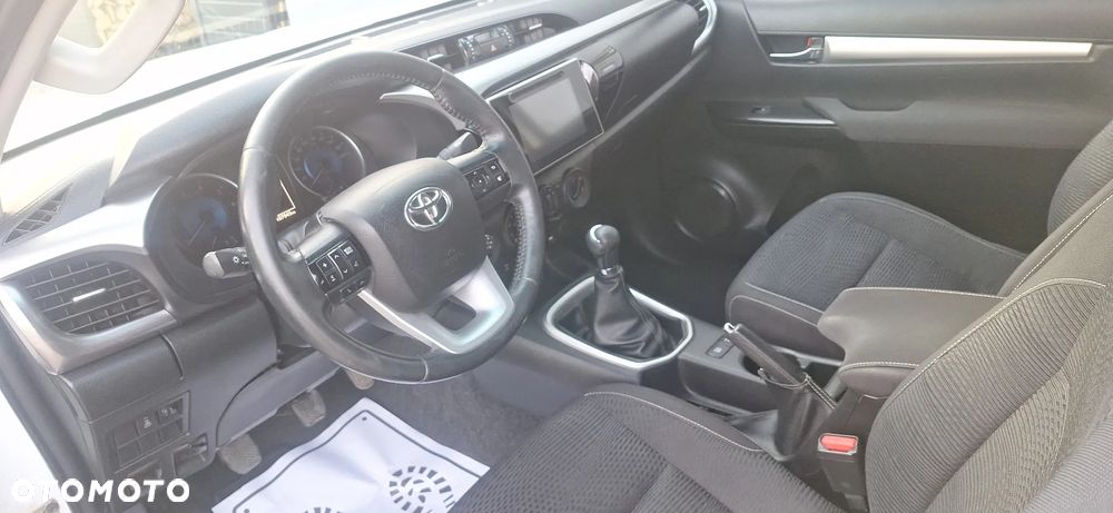 Toyota Hilux 4x4 Extra Cab Duty Comfort - 10