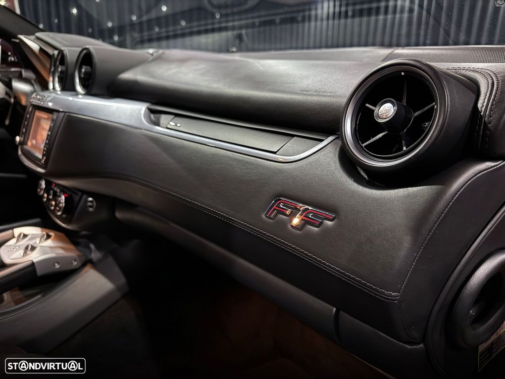 Ferrari FF - 29