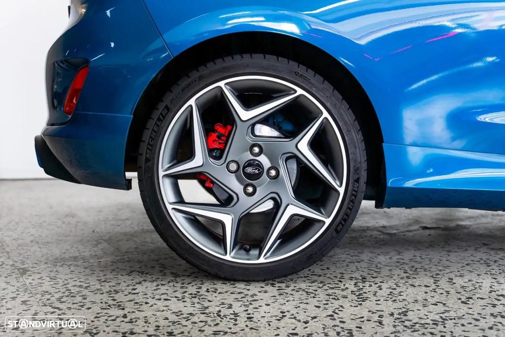 Ford Fiesta 1.5 EcoBoost S&S c/ Pack Pele Exclusiva ST - 21