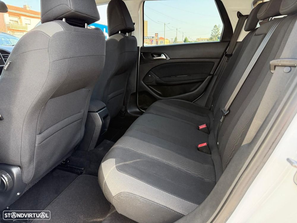 Peugeot 308 SW 1.6 BlueHDi Style - 10